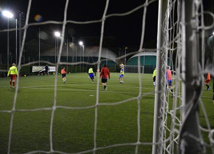 Coronavirus, fase 3: vietati i contrasti nel calcio, obbligo guanti a basket Coronavirus, fase 3: vietati i contrasti nel calcio, obbligo guanti a basket