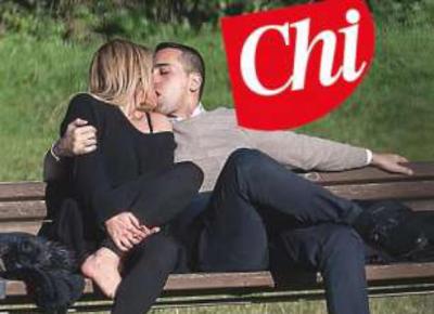1582029271304.jpeg luigi di maio e virginia saba pizzicati da signorini su chi bacio appassionato sulla panchina nel parco