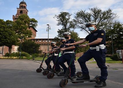 Polizia locale di Milano, parte il servizio di presidio in monopattino