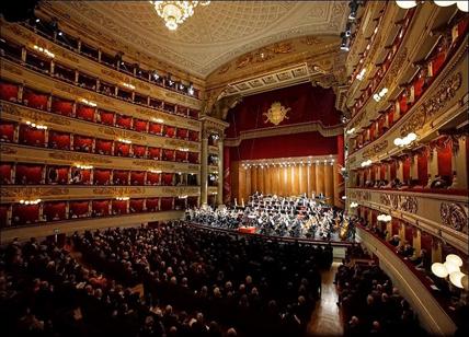 Teatro alla Scala, al via oggi il mini-ciclo di riapertura