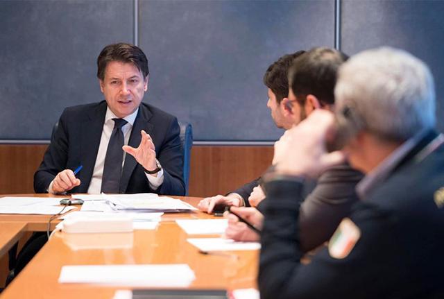 Foto Facebook Giuseppe Conte Foto Facebook Giuseppe Conte