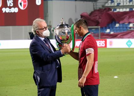 Reggiana, laurea dopo la promozione: il capitano Spanò il calcio