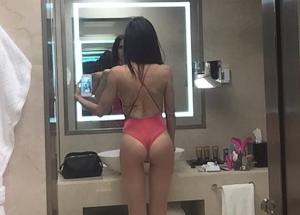 ANTONELLA MOSETTI NUDA NELLA VASCA: SPETTACOLARE! Le foto Vip