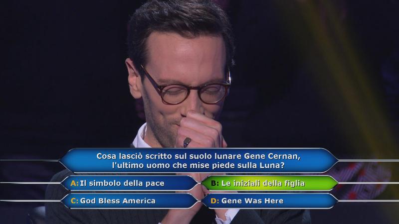 CHI VUOL ESSER MILIONARIO? ENRICO REMIGIO E LA DOMANDA DA UN MILIONE DI EURO CHI VUOL ESSER MILIONARIO? ENRICO REMIGIO E LA DOMANDA DA UN MILIONE DI EURO