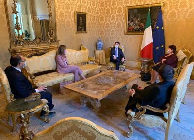 conte italia viva