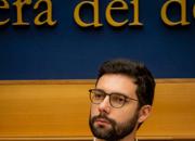 M5S: “Rousseau? Ai cittadini non interessa. Come Sanremo, musica leggerissima”