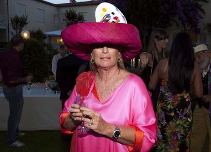 Elisabetta Rogai, l’artista fiorentina espone al Puccini di Torre del Lago