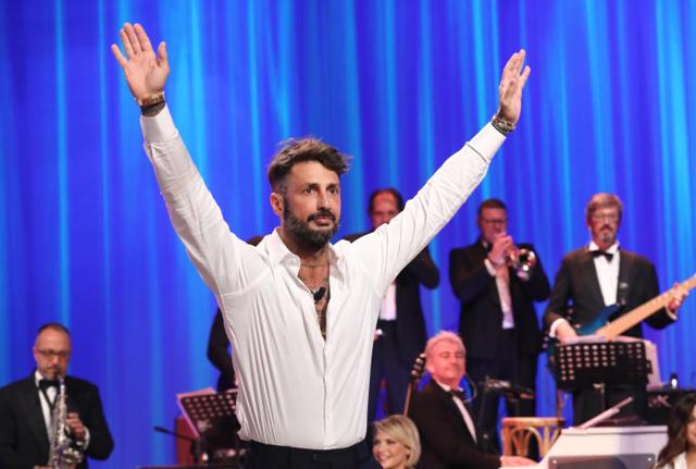 Fabrizio Corona è stato assolto nel processo per mancato assegno di mantenimento al figlio. Fabrizio Corona è stato assolto nel processo per mancato assegno di mantenimento al figlio.