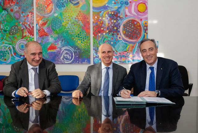 La firma dell'accordo al Niguarda La firma dell'accordo al Niguarda