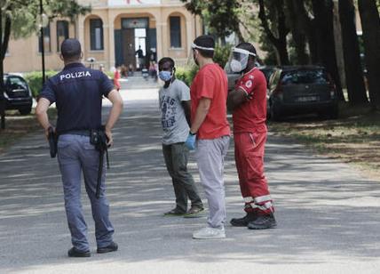 Migranti, Fsp Polizia: “Puglia bomba a orologeria per le Forze dell’Ordine"