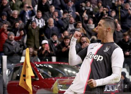 Juventus, Cristiano Ronaldo torna in Italia. Tamponi per i giocatori