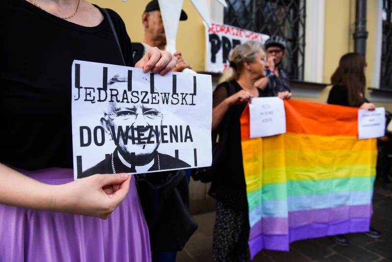 proteste contro Jędraszewski proteste contro Jędraszewski