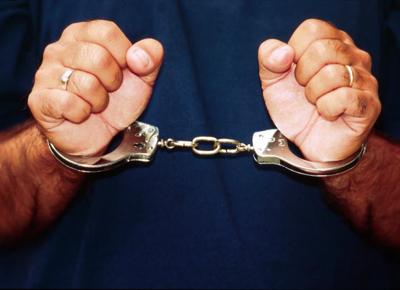 manette arresti arrestato crimine reato carcere