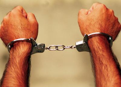 manette arresti arrestato crimine reato carcere