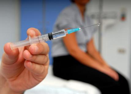 Coronavirus, "A novembre le prime dosi di vaccino in Italia se test ok"