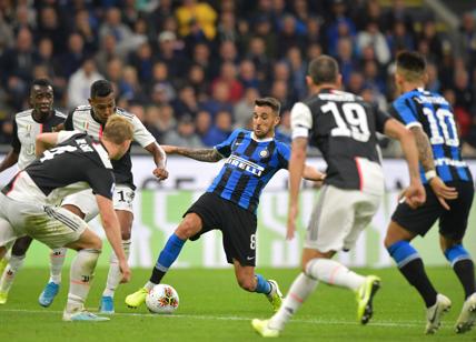 Juventus e Inter, tegole per Pirlo e Conte: due giocatori si operano
