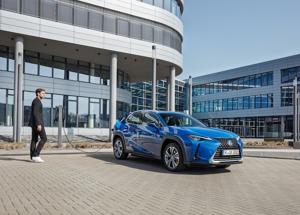 UX, la prima Lexus completamente elettrica