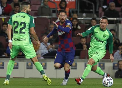 Barcellona ansia: Messi ko e bilancio in rosso. Cessioni obbligate a giugno