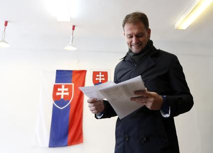Slovacchia, positivo premier Matovic. Era al consiglio Ue con Macron