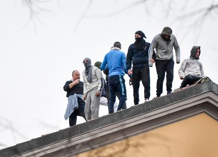 Coronavirus, rivolta carceri: un viaggio tra droga, dipendenza e disperazione