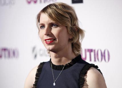 Usa, Chelsea Manning tenta il suicidio in carcere