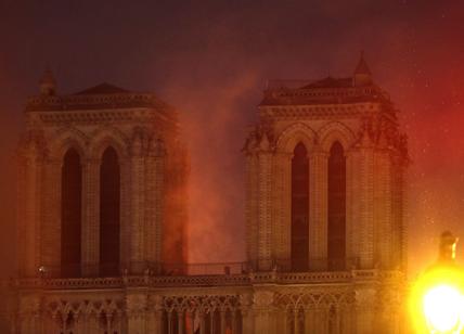 Parigi, un anno fa l'incendio alla cattedrale di Notre-Dame