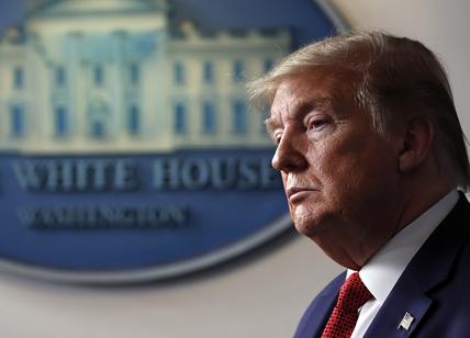 Coronavirus, Usa: Trump firma il decreto per lo stop all'immigrazione