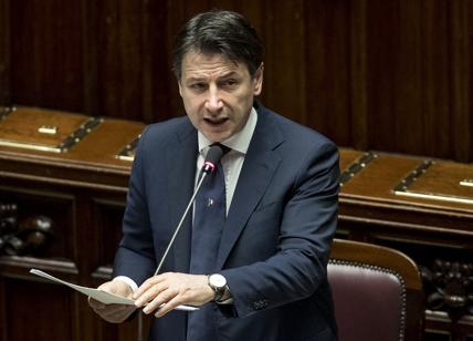 Coronavirus, Conte: "Rilancio opere pubbliche e cambia l'abuso d'ufficio"