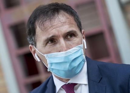 Coronavirus, Boccia: "In Lombardia un'ecatombe, altrove un dramma"
