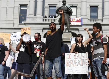 Usa, morte di George Floyd: nuova notte di proteste a Denver