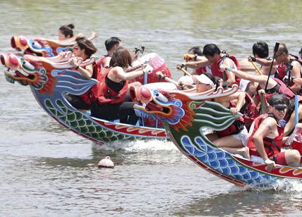 Il tradizionale Dragon Boat Festival a Taipei