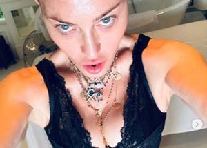 Madonna, che topless da urlo Cipriani, lato B e... LE FOTO