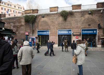metro colosseo 1