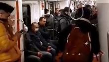 Coronavirus, sette di mattina: metro piena a Milano