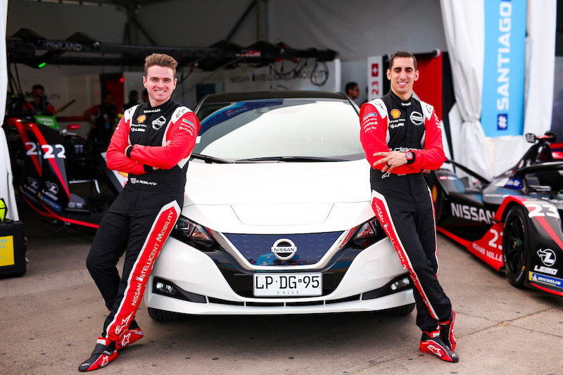 nissan formula e drivers oliver rowland and sebastien buemi with the nissan leaf in chile source