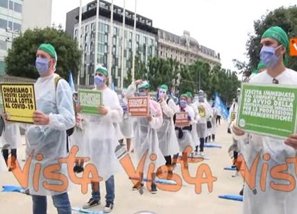 Coronavirus, flashmob degli infermieri a Milano. VIDEO