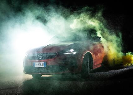 Sulla nuova Opel Corsa debuttano i fari a Matrice di LED