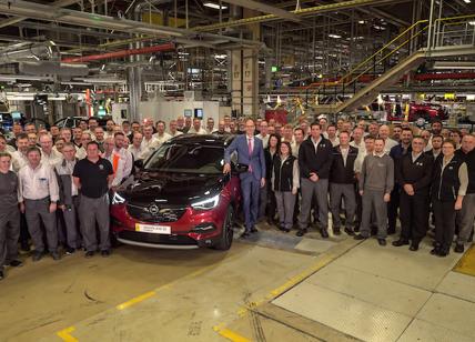 Iniziata la produzione della prima Opel Grandland X Plug-in-Hybrid