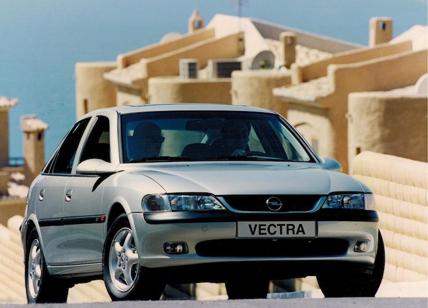 25 anni fa Opel Vectra precorse i tempi