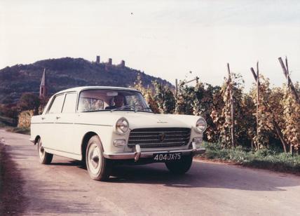 “l’Aventure Peugeot” a Retromobile tra passato e futuro
