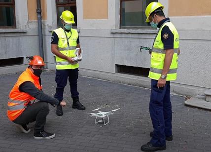 Scuola, ispezioni con i droni sui tetti di 102 edifici a Milano