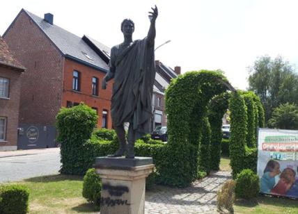 Statua di Giulio Cesare danneggiata in Belgio: ciclone Black Lives Matters