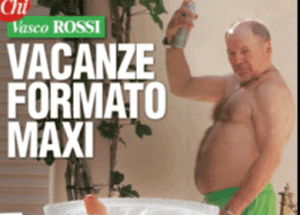 Vasco si gode l'estate a Rimini Ma con qualche chilo di troppo...