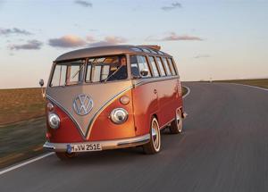Volkswagen e-Bully, l’icona degli anni 60 diventa elettrico