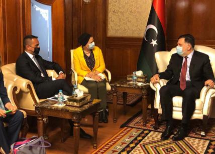 Libia, Di Maio incontra al Sarraj: sul tavolo il nuovo memorandum sui migranti