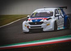 Bodega completa l'en plein al Mugello