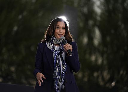 Usa 2020, Kamala Harris la vicepresidente con le Converse All Star ai piedi