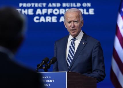 Usa, Biden vuole nominare la vedova McCain ambasciatrice a Londra