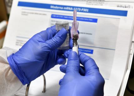"Il vaccino per il Covid-19 sia reso obbligatorio per le categorie a rischio"