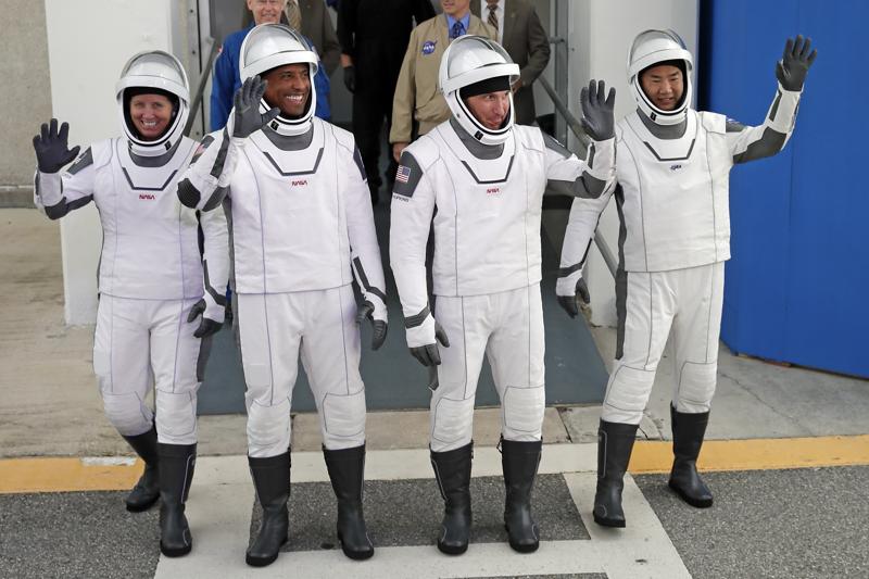 Crew Dragon Musk Nasa